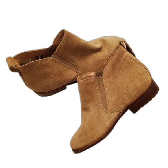 LL Bean Bootie Women's Size 7M (B) Tan Brown Suede Ankle Boots Slip-On Classic - Picture 3 of 12